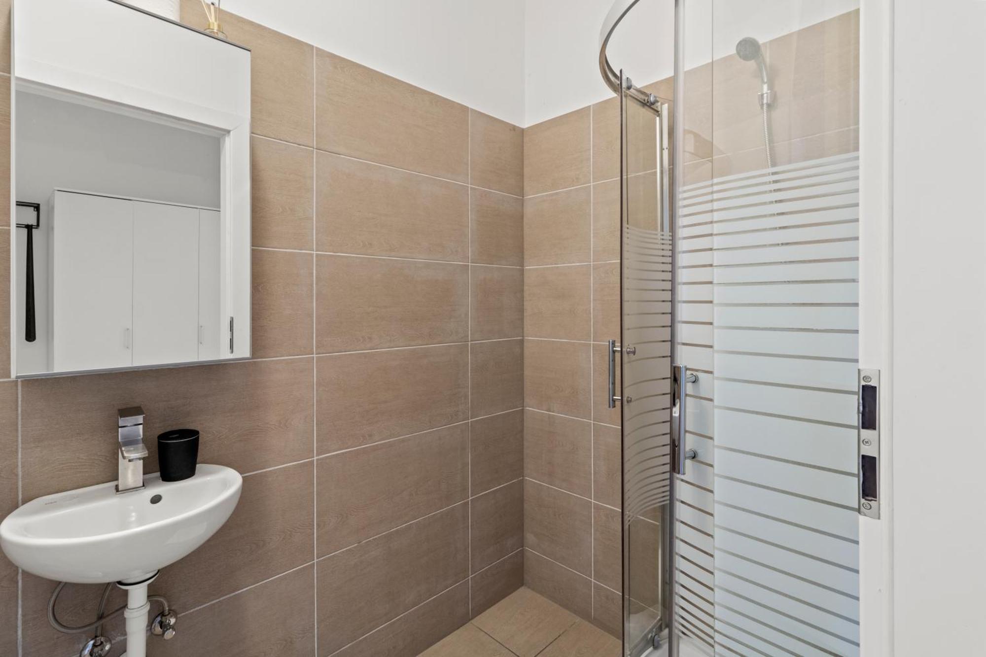 Stayeasy A#1 Apartment *